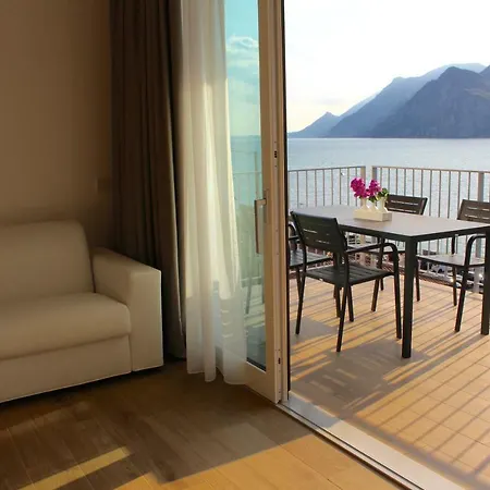 My Lake Apartments Malcesine Exterior photo