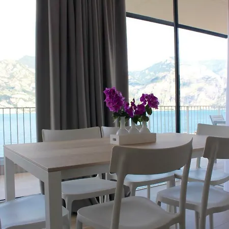 My Lake Apartments Malcesine Exterior photo