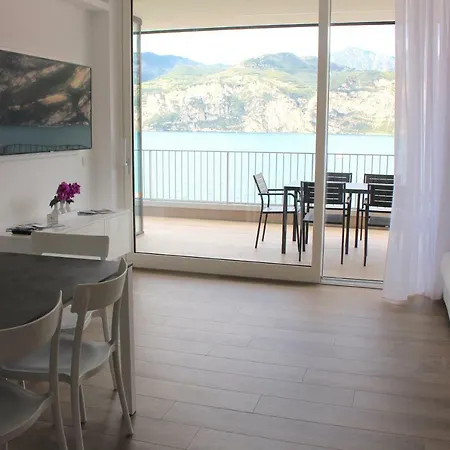 My Lake Apartments Malcesine Exterior photo