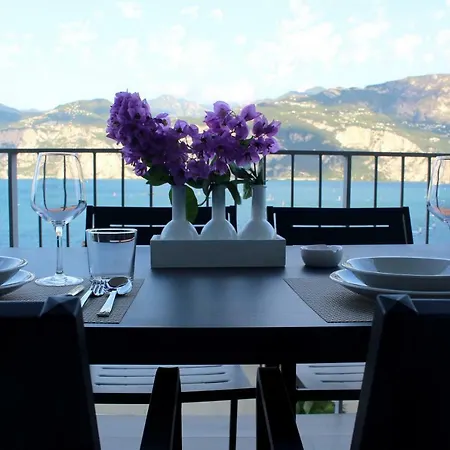 My Lake Apartments Malcesine Exterior photo